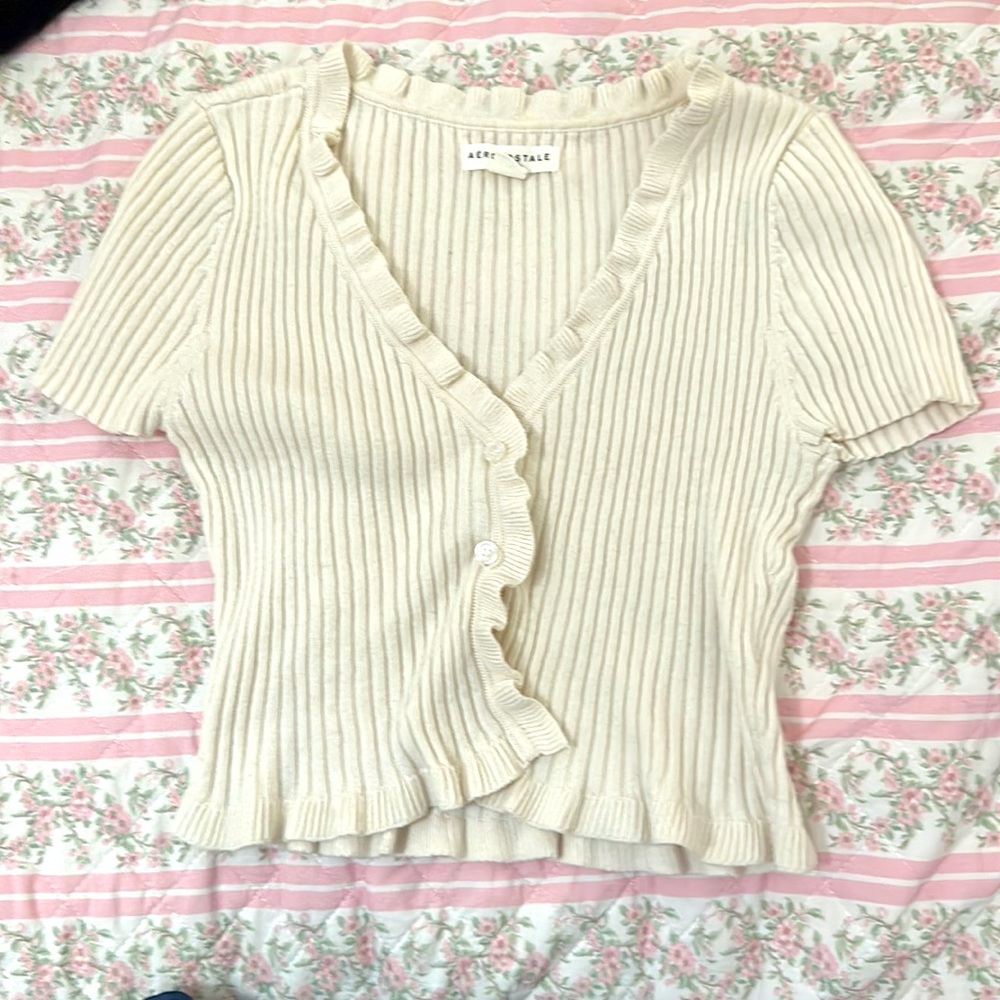 Aeropostale cream cropped cardigan with ruffles and buttons